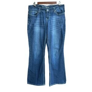 Maurices Women's Blue Denim Medium Wash Mid Rise Bootcut Curvy Jeans 9/10 Reg